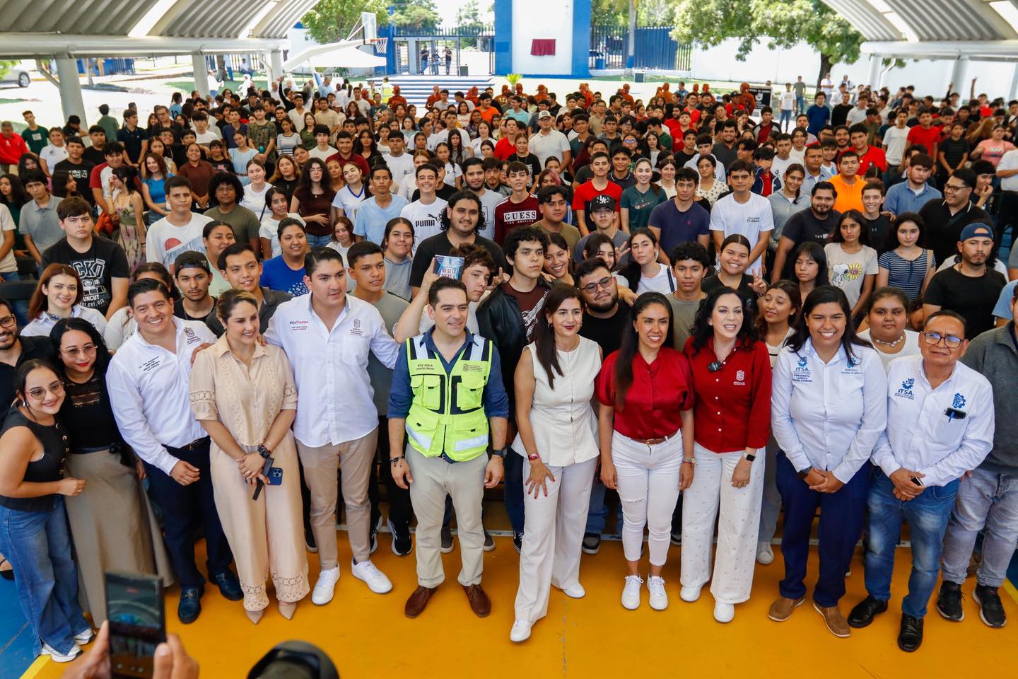 547659897_1216244120530111_2603567485118125748_n