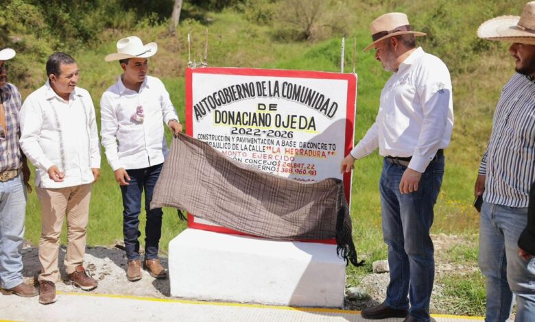 26-10-25-BEDOLLA-INAUGURA-CALLE-3-780x470