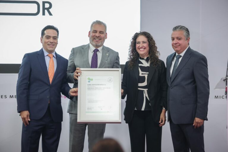 557926660_1265317975639718_4951740305378868792_n